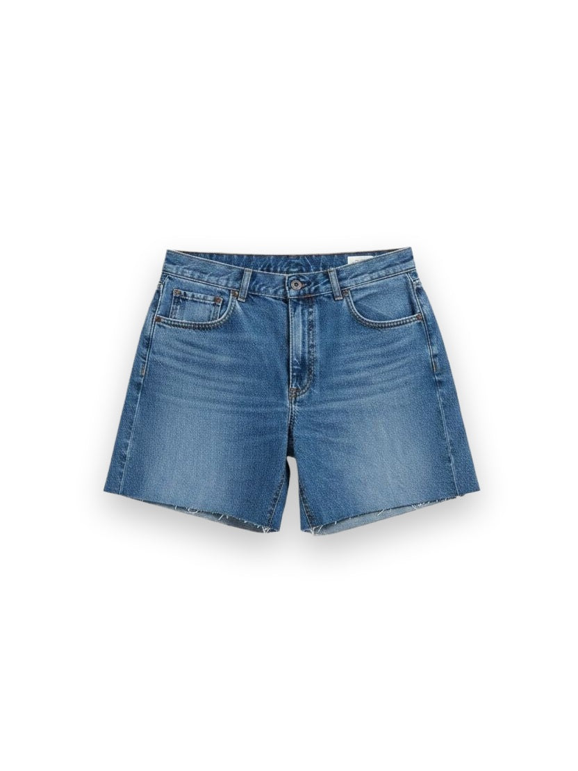 THE SLOOP SHORT