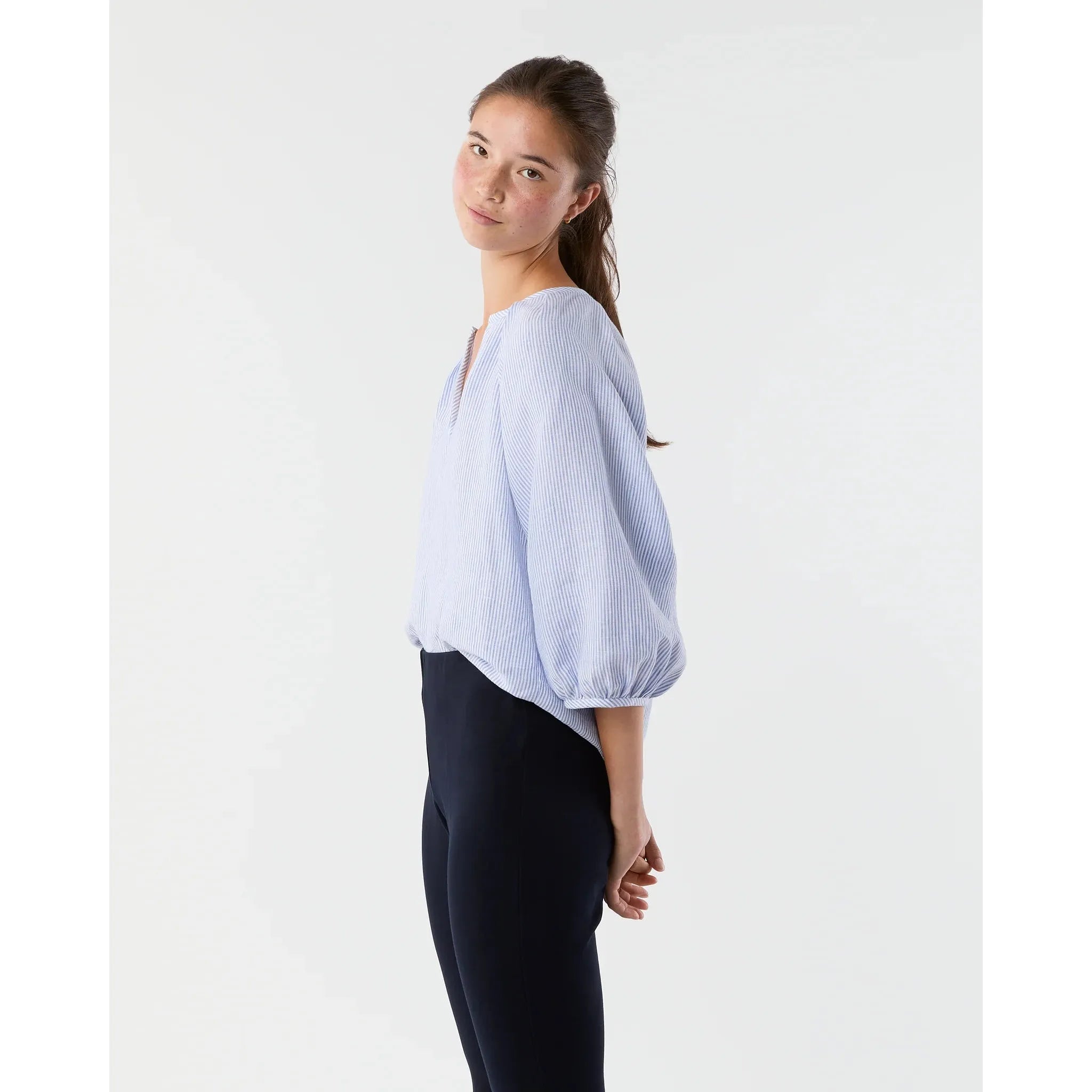 Victoria Blouse Sky/White Small Bengal Stripe Linen - Primm'sVictoria Blouse Sky/White Small Bengal Stripe LinenMashburn