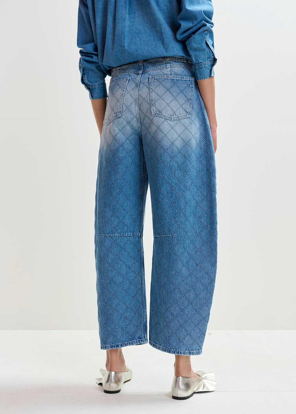 KATSU BARREL LEG JEANS ESSENTIEL ANTWERP